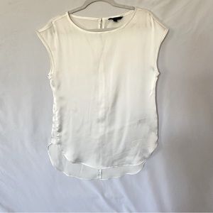 Banana Republic Women’s Sleeveless Bllouse